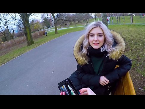 ❤️ Swallows cum panas muhrim pikeun duit - blowjob di taman ku Eva Elfie ❤️ porno super di urang ️❤
